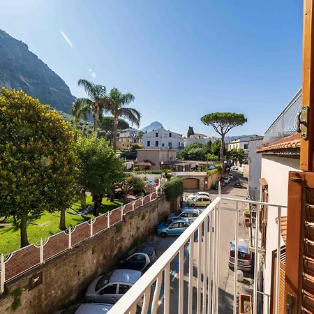 Maison Rosa Appartamento Meta